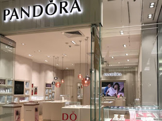 Pandora Indooroopilly