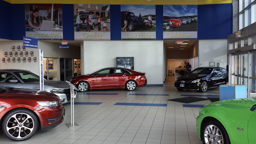 Used Car Dealer «CarMax», reviews and photos, 3320 Odyssey Ct, Naperville, IL 60563, USA