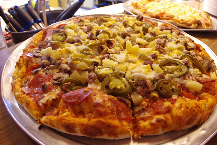 #8 best pizza place in Santa Maria - Great Scotts Pizza