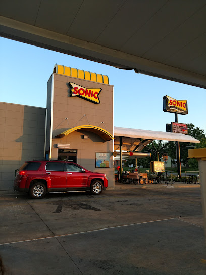 Sonic Drive-In - 404 S Springfield Ave, Bolivar, MO 65613