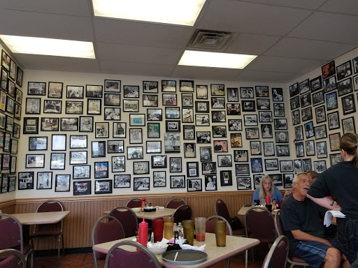 Donut Shop «HoneyDip Donuts», reviews and photos, 4480 Kenny Rd, Columbus, OH 43220, USA