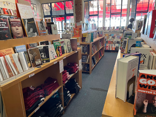 Book Store «Small World Books», reviews and photos, 1407 Ocean Front Walk, Venice, CA 90291, USA