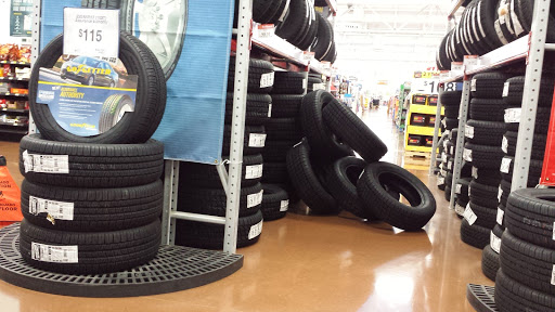 Tire Shop «Walmart Tires & Auto Parts», reviews and photos, 1205 S Il Route 31, Crystal Lake, IL 60014, USA
