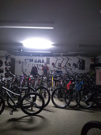 Chesterton Bicycle Station, 116 S 4th St, Chesterton, IN 46304, USA, 