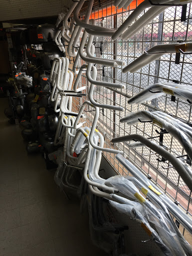 Motorcycle Dealer «2Wheelers Motorcycle Shop», reviews and photos, 1433 W 38th Ave, Denver, CO 80211, USA