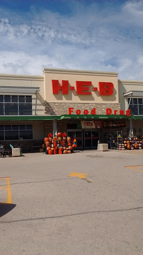 Grocery Store «H-E-B Grocery», reviews and photos, 215 River Ranch Rd, Kingsland, TX 78639, USA