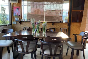 Saki Tea Room image