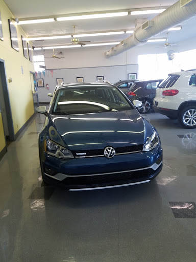 Car Dealer «Kelly Volkswagen», reviews and photos, 736 S Main Ave, Scranton, PA 18504, USA