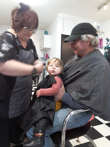 Reviews of Sharee's Cut and Colour Bar in Christchurch - Other