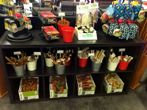 Pet Supply Store «Pet Pros Puyallup», reviews and photos, 5614 176th St E, Puyallup, WA 98375, USA