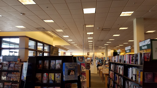 Book Store «Barnes & Noble», reviews and photos, 1315 E Gladstone St, Glendora, CA 91740, USA