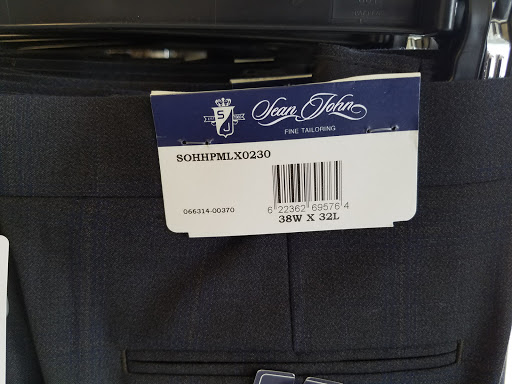 Clothing Store «K&G Fashion Superstore», reviews and photos, 5802 E Virginia Beach Blvd #108, Norfolk, VA 23502, USA