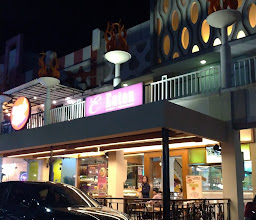 Eaton Bakery And Restaurant photo