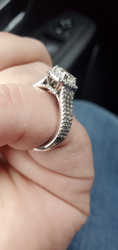 Jewelry Store «Casale Jewelers», reviews and photos, 1639 Richmond Rd, Staten Island, NY 10304, USA