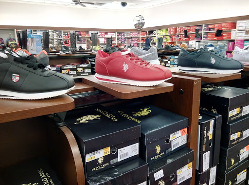 Shoe Store «Shoe Dept.», reviews and photos, 2164 Delaware Ave, Buffalo, NY 14216, USA