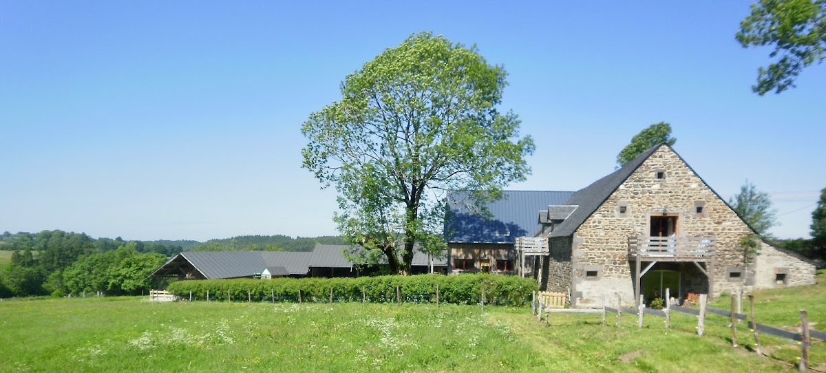 Gîtes Clos Saint-Sauves à Saint-Sauves-d'Auvergne (Puy-de-Dôme 63)