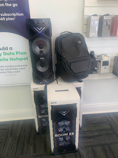 Cell Phone Store «Cricket Wireless», reviews and photos, 15921 Harlem Ave, Tinley Park, IL 60477, USA