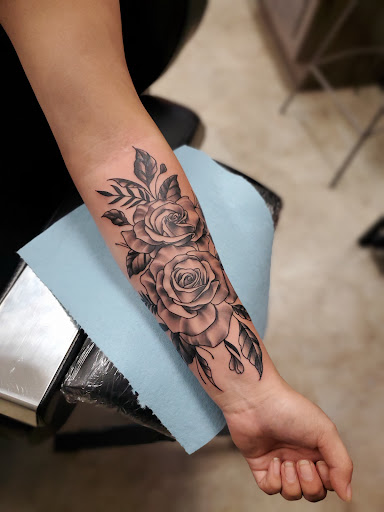 Explore easy beginner tattoo ideas, creative tattoo ideas in Bakersfield, available at CLASSIC STANDARD TATTOO CO.