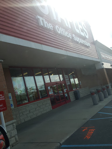 Office Supply Store «Staples», reviews and photos, 3313 Century Center St SW, Grandville, MI 49418, USA