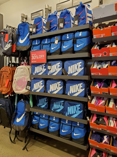 Sporting Goods Store «Nike Factory Store», reviews and photos, 1111 N Roosevelt Dr #400, Seaside, OR 97138, USA