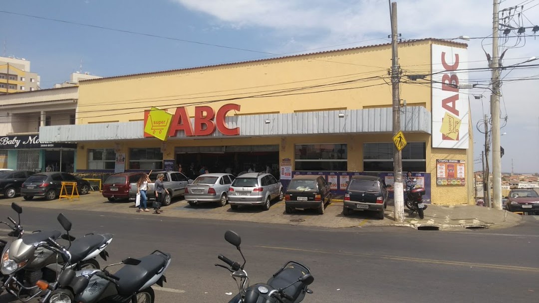 ABC Av. Pref. Aracely de Paula - Araxá