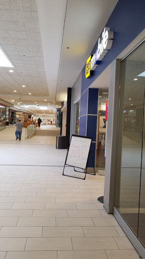 Shopping Mall «College Mall», reviews and photos, 2894 E 3rd St, Bloomington, IN 47401, USA