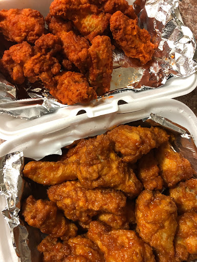 Pizza Restaurant «Alan D Liquor», reviews and photos, 2300 W Auburn Rd, Rochester Hills, MI 48309, USA