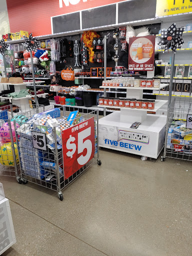 Shopping Mall «Whitehall Crossing Shopping Center», reviews and photos, IN-37, Bloomington, IN 47404, USA