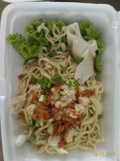 MIE PANGSIT SUROBOYO