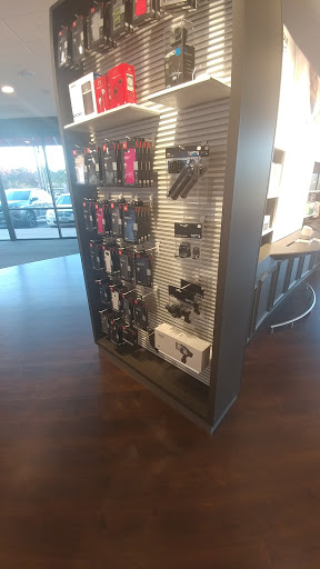 Cell Phone Store «Verizon», reviews and photos, 4900 Belt Line Rd, Dallas, TX 75254, USA
