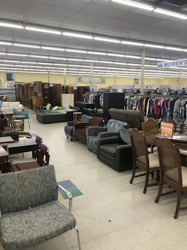 Thrift Store «TC Resale & Donation Thrift Store», reviews and photos, 5050 SE 82nd Ave, Portland, OR 97266, USA