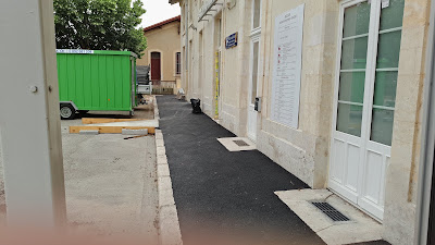 Boutique SNCF à Aiguillon