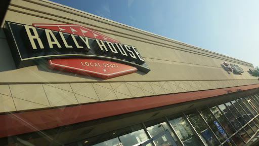 Sportswear Store «Rally House Fenton», reviews and photos, 676 Gravois Bluffs Blvd b, Fenton, MO 63026, USA