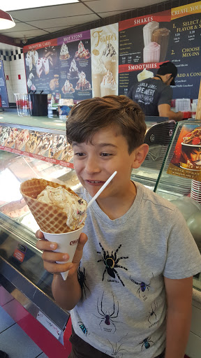 Ice Cream Shop «Cold Stone Creamery», reviews and photos, 101 Main St K, Seal Beach, CA 90740, USA