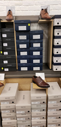 Shoe Store «DSW Designer Shoe Warehouse», reviews and photos, 10015 E Independence Blvd, Matthews, NC 28105, USA