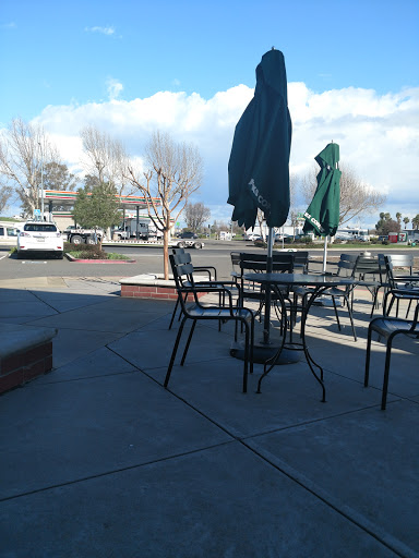 Coffee Shop «Starbucks», reviews and photos, 4055 Lake Rd, West Sacramento, CA 95691, USA