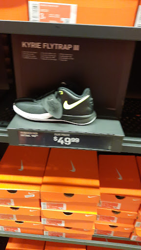 Sporting Goods Store «Nike Factory Store», reviews and photos, 15609 FL-535, Orlando, FL 32821, USA