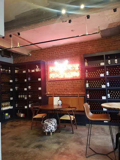 Winery «Cowtown Winery», reviews and photos, 112 W Exchange Ave, Fort Worth, TX 76164, USA