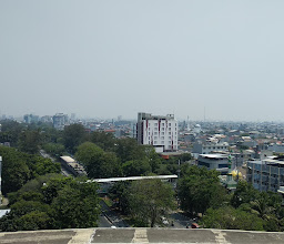 Roxy Square photo