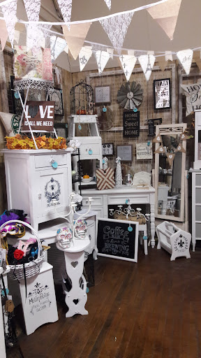 Antique Store «Rancho Coop», reviews and photos, 5685 Main St, Oakley, CA 94561, USA