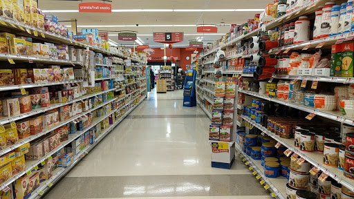 Grocery Store «Hannaford Supermarket», reviews and photos, 833 Central Ave, Dover, NH 03820, USA