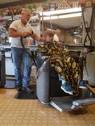 Barber Shop «Cedar River Barbershop», reviews and photos, 3414 SE 6th St, Renton, WA 98058, USA