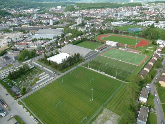 Rezensionen über Leichtathletikstadion Kleinholz in Oftringen - Sportstätte