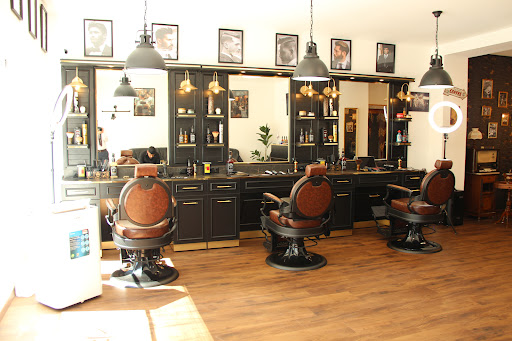 Raid Barber Shop In Kennelbach