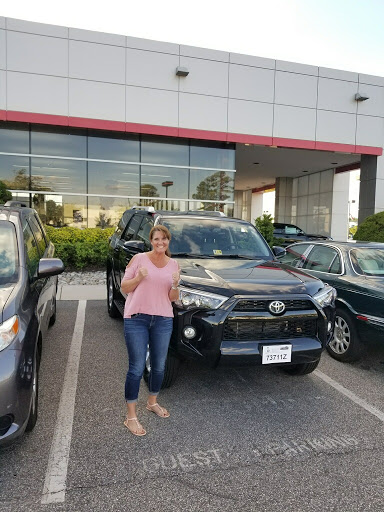 Toyota Dealer «Checkered Flag Toyota», reviews and photos, 5301 Virginia Beach Blvd, Virginia Beach, VA 23462, USA