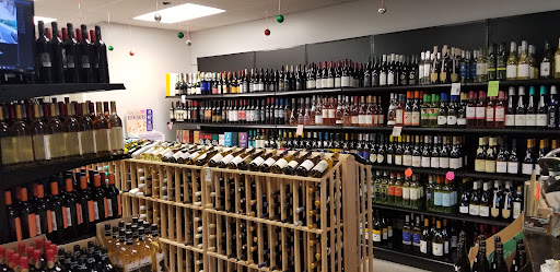 Liquor Store «South Shore Wines & Liquors», reviews and photos, 440 S Country Rd, East Patchogue, NY 11772, USA