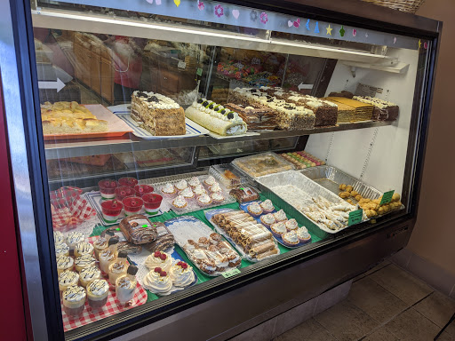 Grocery Store «European Market & Deli 