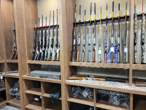 Gun Shop «Second Amendment Sports», reviews and photos, 3705 W Elm St, McHenry, IL 60050, USA