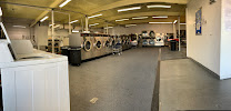 Coin Laundry - Photo 2 - Car repair in Brownsville, TX, Brownsville
