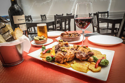 Restaurante Sabor andaluz - C. Comparsa Estudiantes, 6, 03610 Petrer, Alicante, Spain